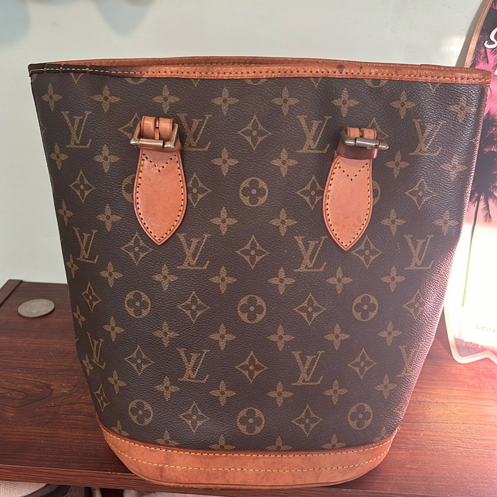 Louis Vuitton purse. It is in pretty good shape but about two years ago.